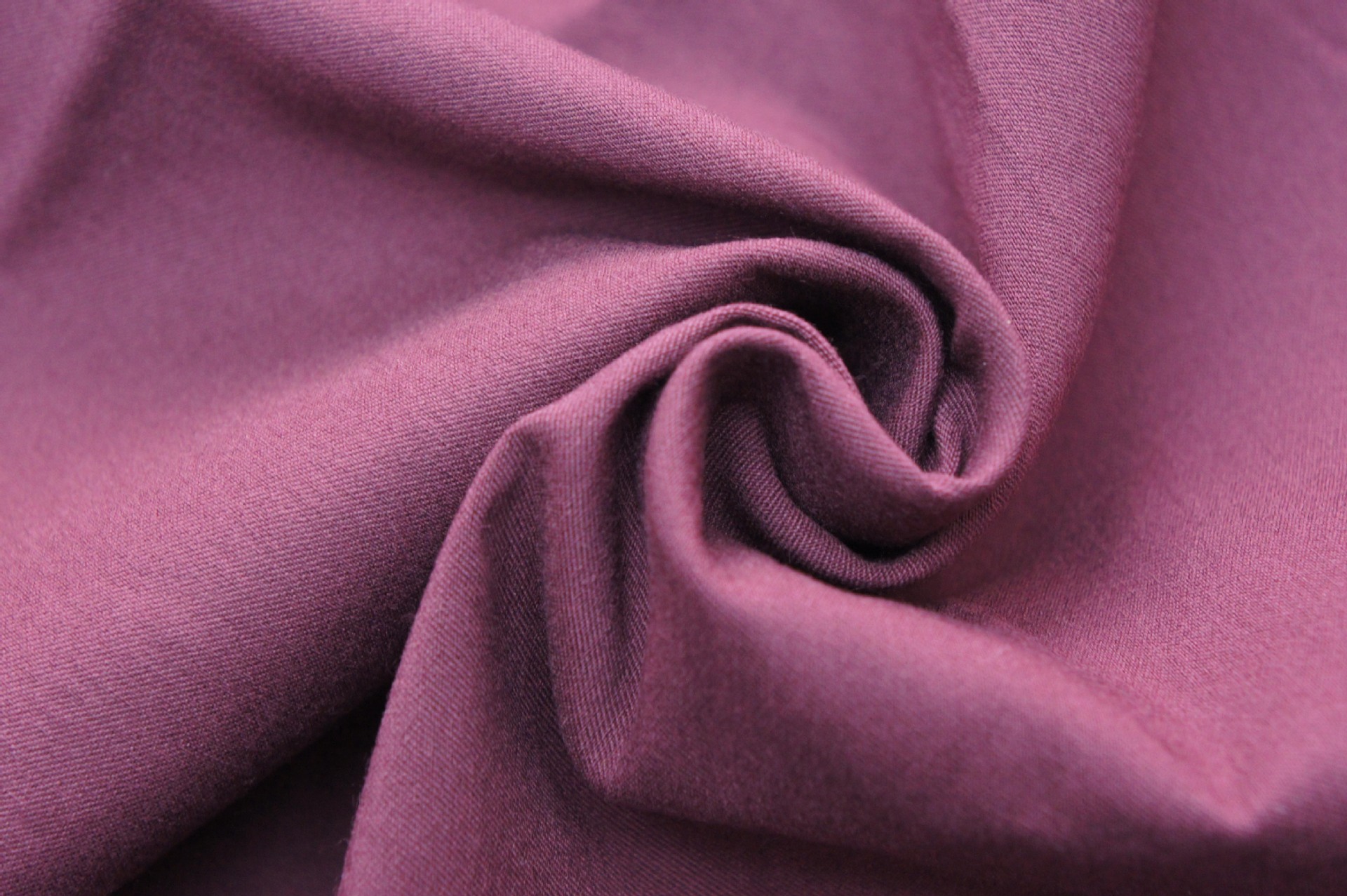 尼龍原料在服裝領(lǐng)域的發(fā)展簡析